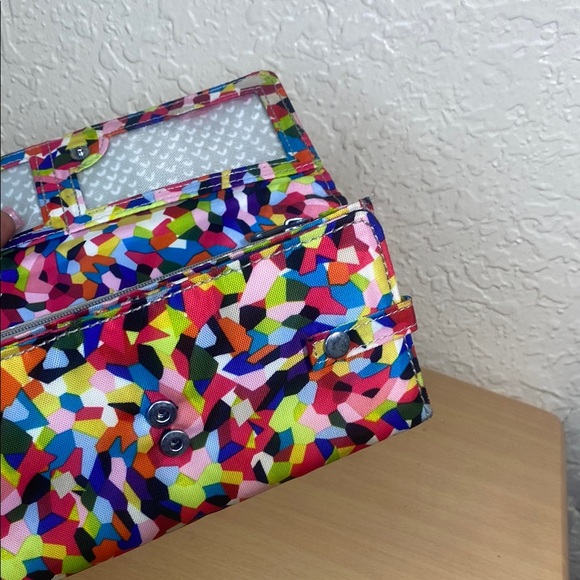 Kipling Colorful Abstract Wallet - Picture 6 of 11